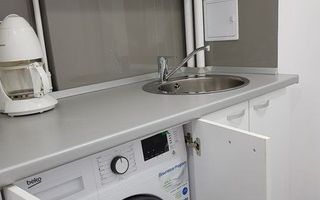 Închiriere 2 Camere Ultracentral, Vedere Dambovita, Renovat - Poză 8