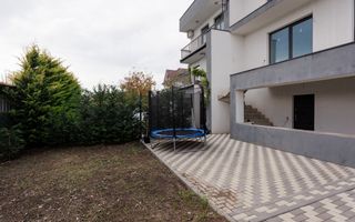 CASĂ DE VÂNZARE ÎN DUMBRAVA SUPRAFAȚA DE 300 MP + TEREN 3.5 ARI - Poză 5