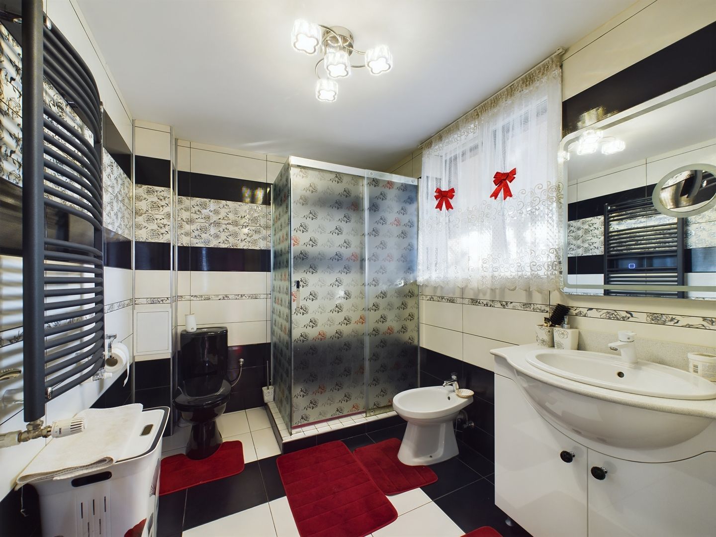 Casă / Vilă 5 camere + Mansarda Foarte Spatioasa - Poză 15