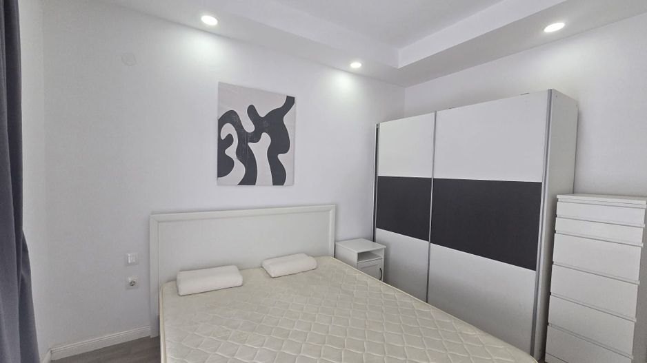 COSMOPOLIS - Apartament cu 2 camere si gradina, mobilat si utilat. - Poză 5