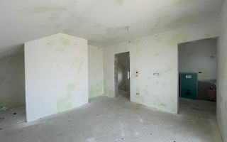 Casă individuală cu garaj-Moșnița Veche - Poză 10