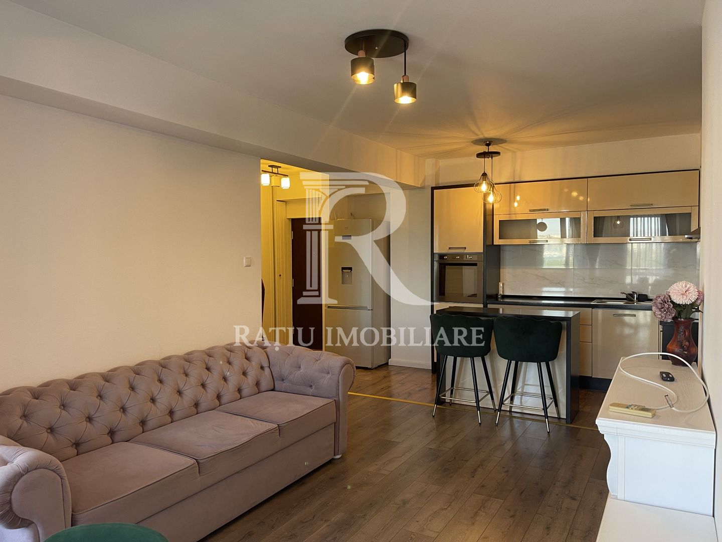 Apartament cu 3 camere | Parcare Supraterana | Prima Nufarul | Oradea - Poză 1