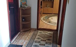 3 decomandate, etaj 2/4, centrala termica, Rovine - 157 000 Euro - Poză 5