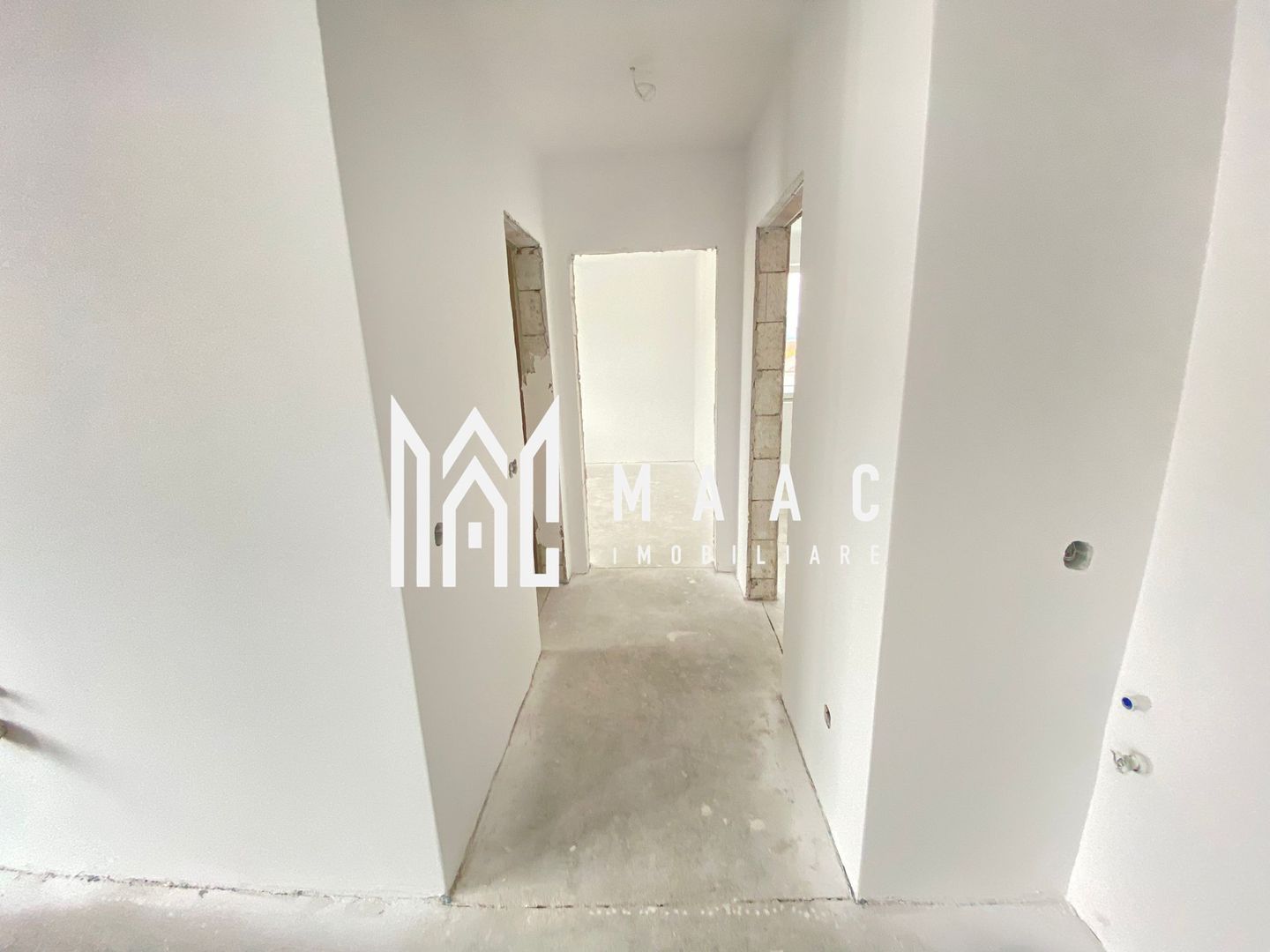 Apartament 3 camere | 2 băi | 2 balcoane | Încălzire în pardoseală | Șelimbăr - Poză 3