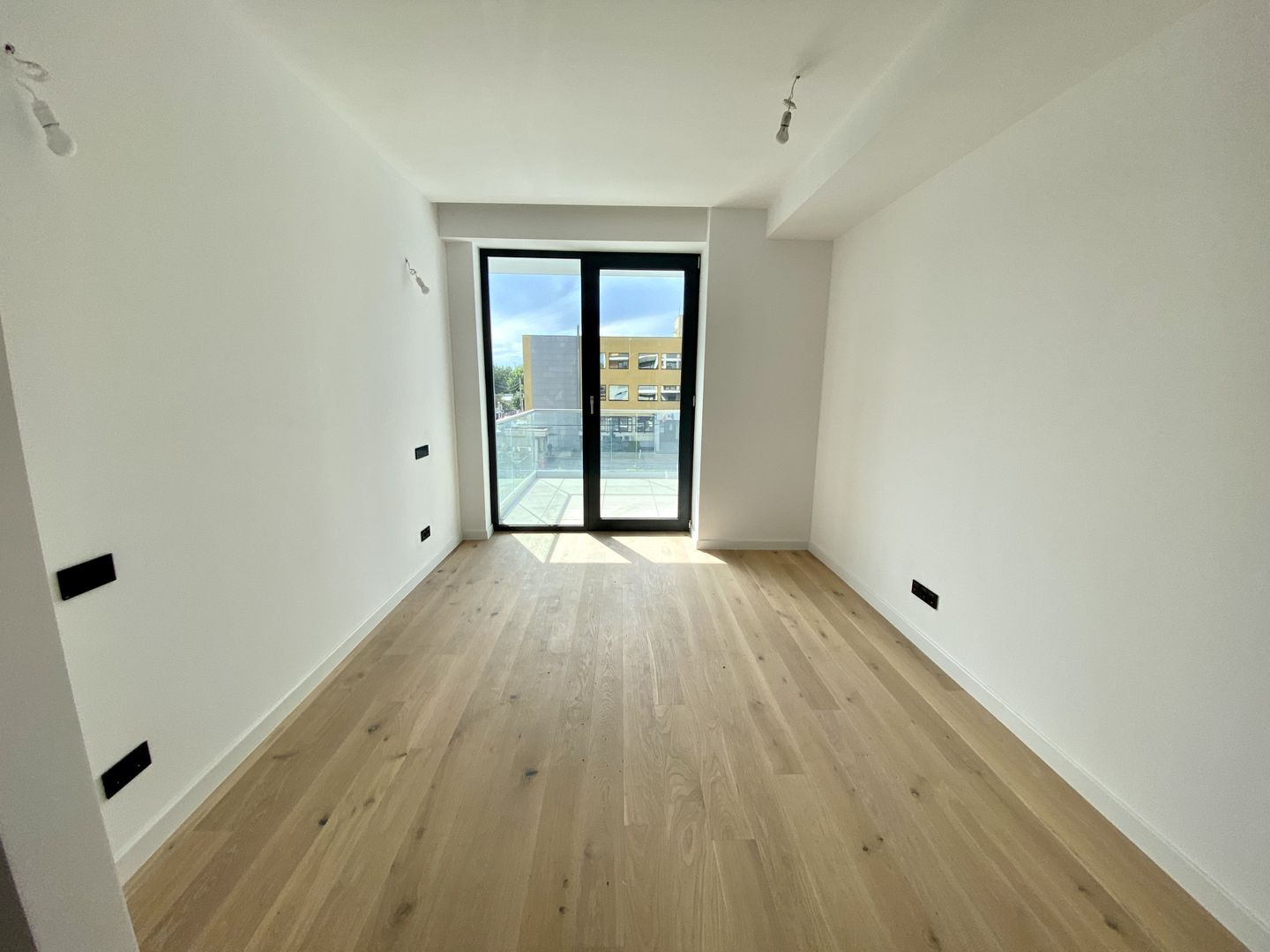 Apartament 3 camere de vanzare - Barbu Vacarescu - Poză 5