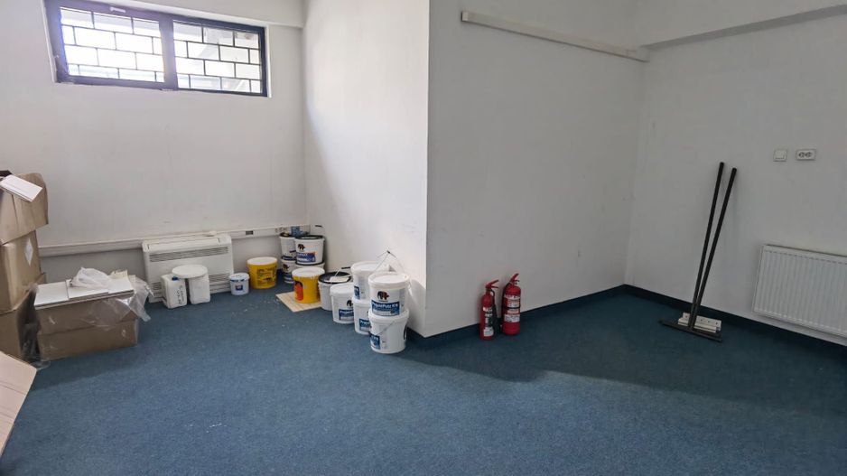 Spatii birouri/servicii - Poză 41