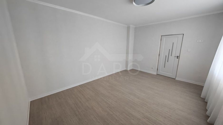 Casa de inchiriat zona centrala-ideal pt 4 studenti - Poză 3