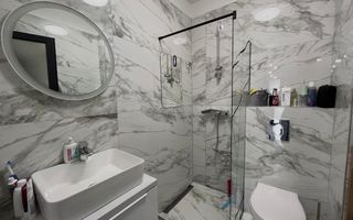 Apartament etaj intermediar | Zona Eroilor | parcare inclusa - Poză 5