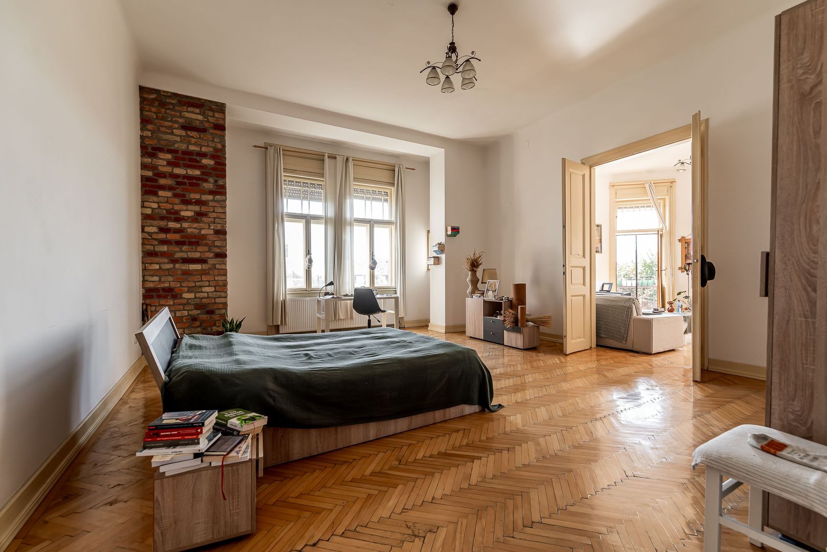 3 camere în Palatul Gemeinhardt, pe malul Begăi | Timișoara - Poză 2