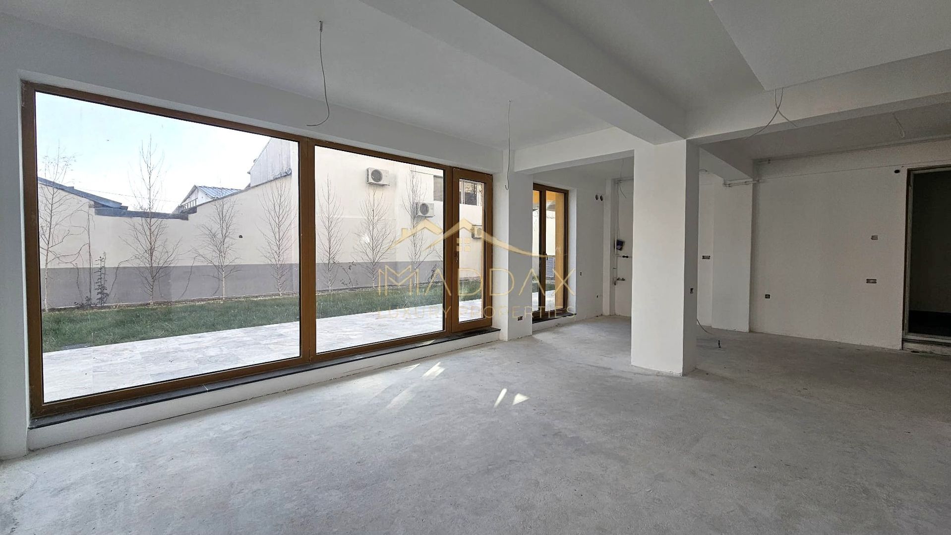 Apartament de vanzare 3 camere tip Duplex***Curte 110mp***Piata Domenii - Poză 1