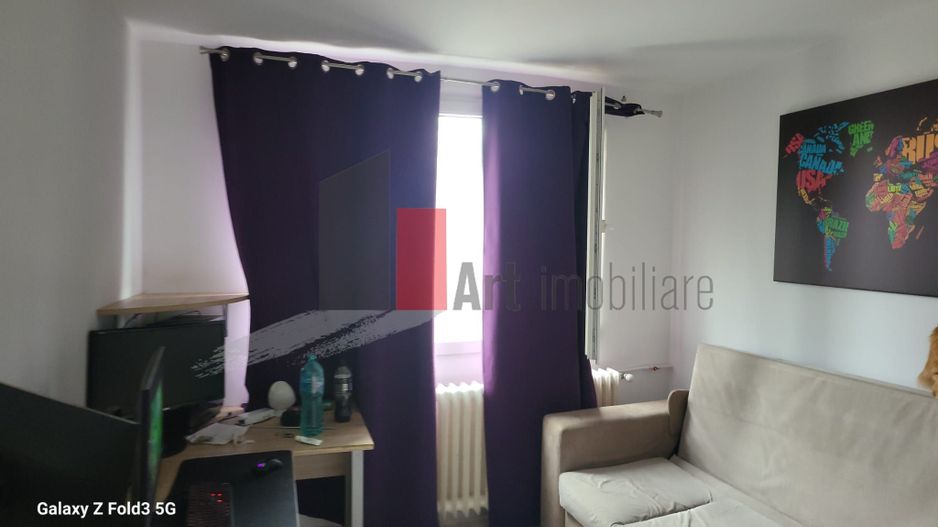 Apartament 3 camere decomandat Trapezului - Poză 3