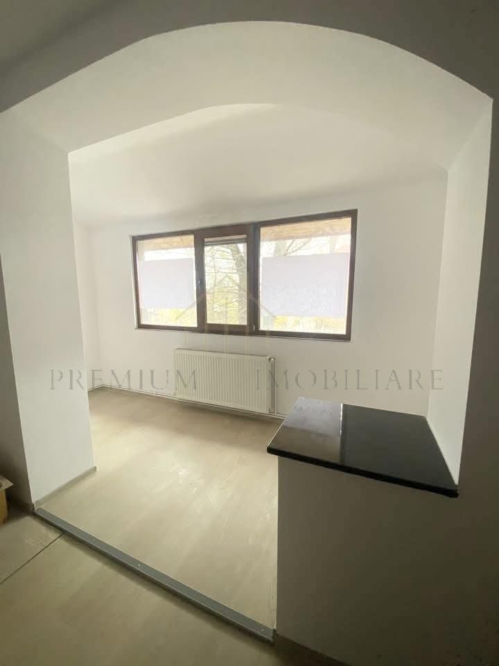 Apartament 2 Camere - Etaj 1 - La casute - Poză 1