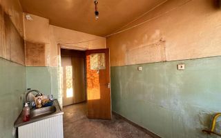 3 camere Obor – Veranda Mall | Bloc reabilitat | Ideal pentru renovare după gust - Poză 7