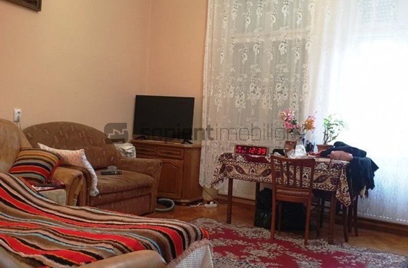 Casa cu 3 cam.in zona ultracentrala - Poză 10