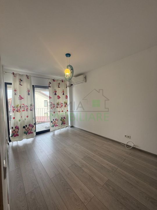 Casă Înșiruită Hărman 4 Camere, Curte Teren 225 mp - Poză 9
