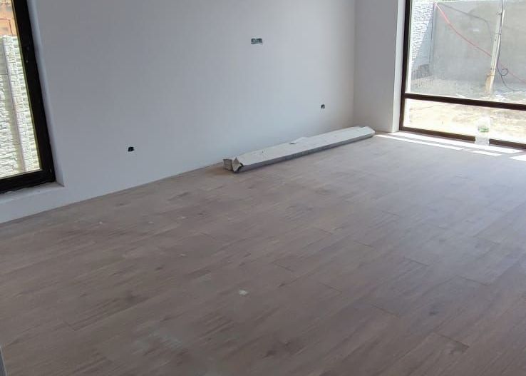 Casa..Vila cu 5 camere de vanzare.......Nord Bragadiru..... - Poză 29