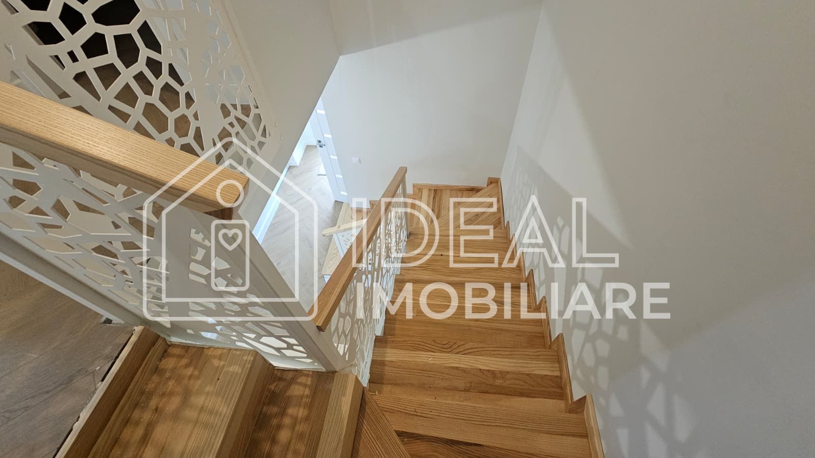 Prima închiriere | Casă Tip Duplex mobilată și utilată | 3 dormitoare - Poză 6
