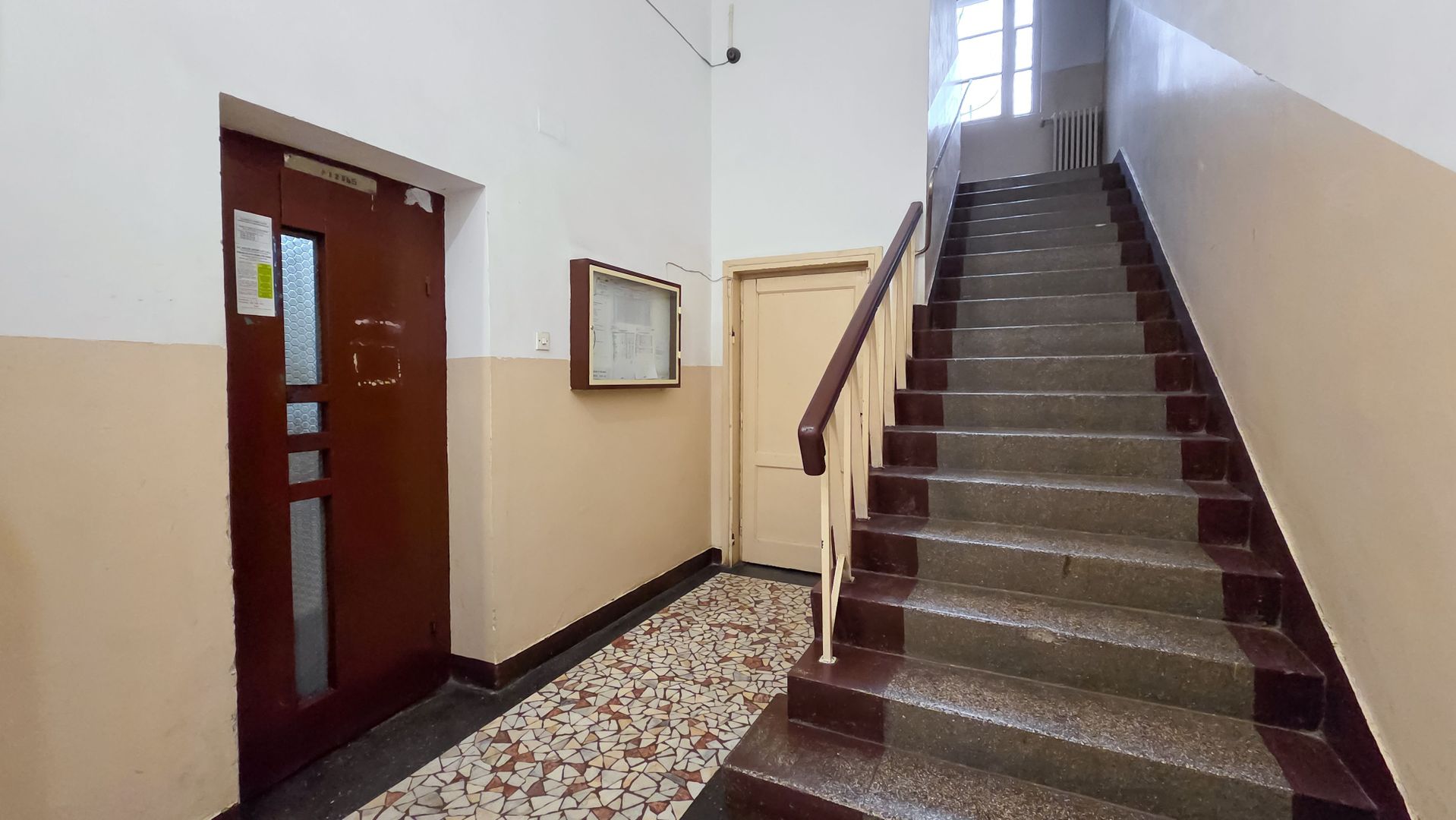 Garsonieră spațioasă de închiriat – Universitate | Str. Academiei - Poză 12