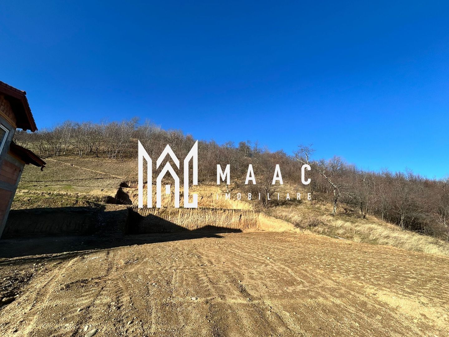 Teren intravilan 1.640 mp | Deschidere 17ml | Utilități | Cisnădioara - Poză 4