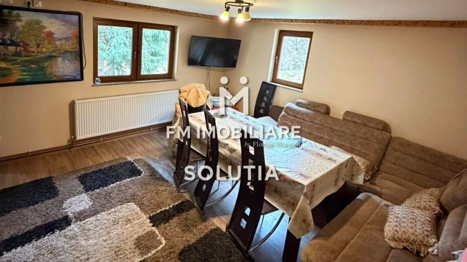 Casă de  vânzare cu vedere panoramică - Poză 14