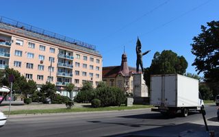 Apartament cu 2 camere ultracentral de inchiriat pe termen scurt (1-6 luni) - Poză 11