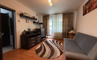 2 CAMERE TATARASI SCOALA 4 IONET TEODOREANU , GEAM LA BAIE, CENTRALA. - Poză 16