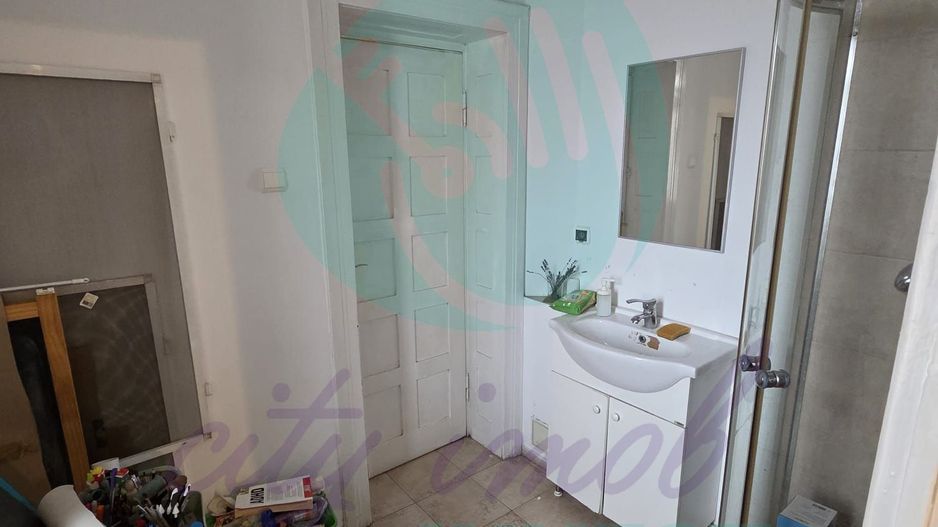 Spatiu, lumina si eleganta intr-un apartment interbelic - Poză 14