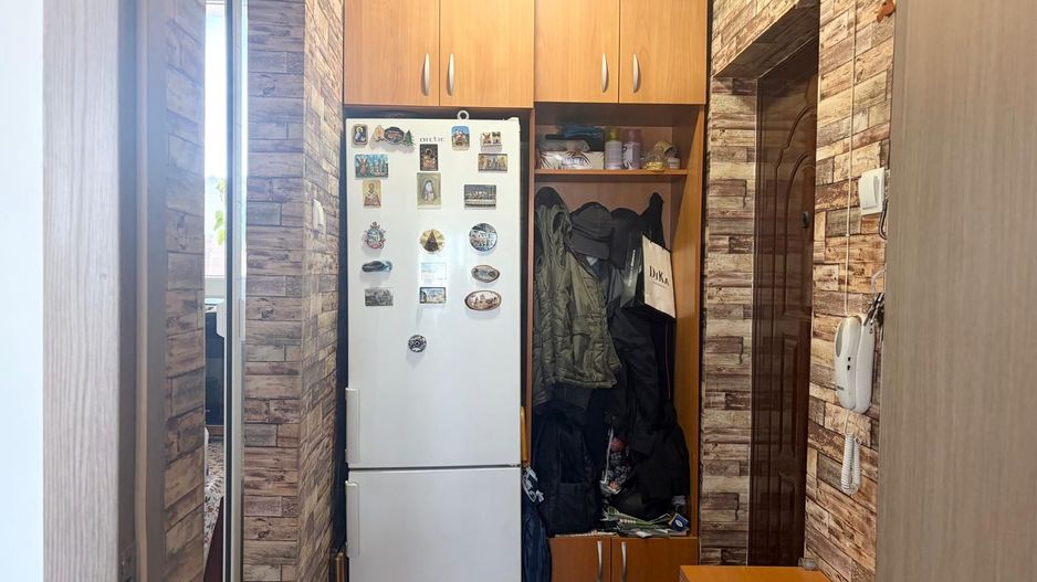Garsoniera spatioasa cu boiler electric, Mihalache-1 Mai - Poză 10