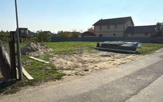 Teren intravilan com Bors, 563 mp, 32 ml front- Pret 36.000 euro neg - Poză 3