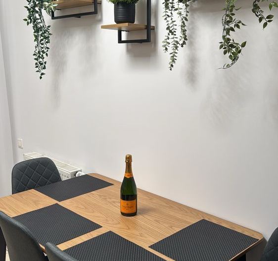 Apartament de închiriat - 2 camere, 2 locuri de parcare – Quadra - Poză 6