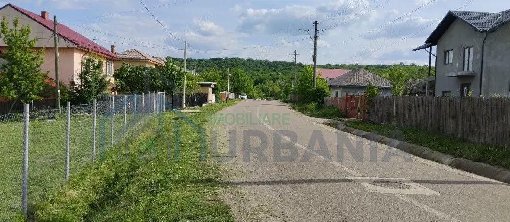 Teren intravilsn strunga - Poză 3