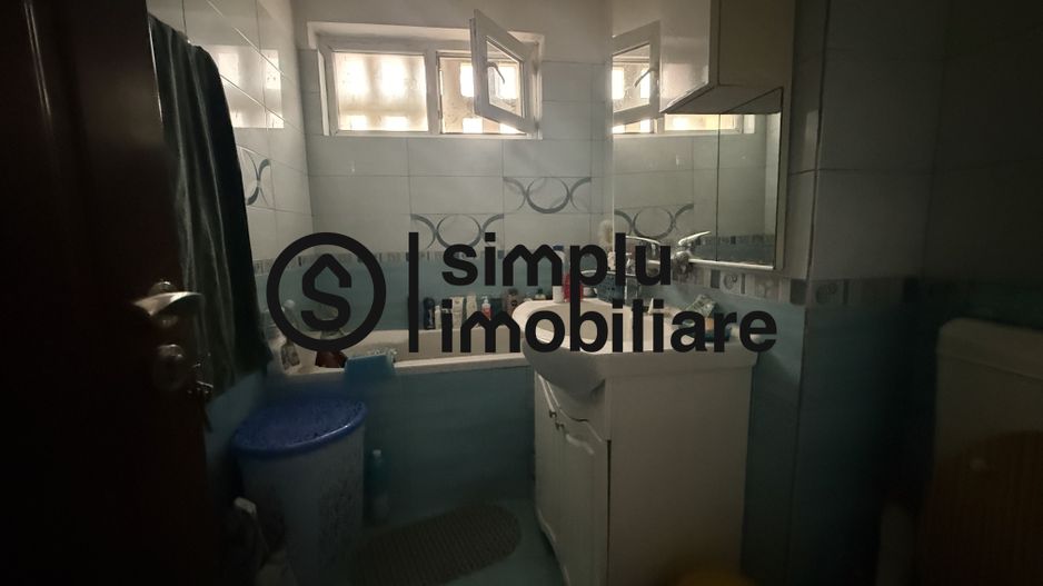 Apartament 2 camere semidecomandate transformat in 3 et 3/4 Brazda - Poză 10