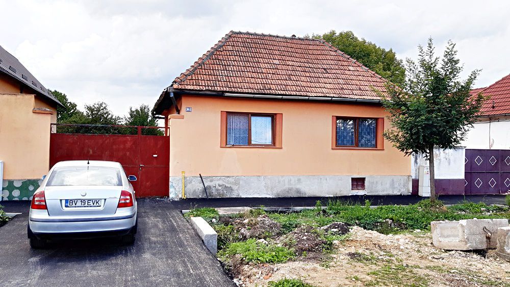 Sanpetru, str. Meschendorfer, casa cu teren de 1126mp, pret 135000 euro - Poză 3