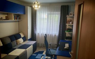 4 camere decomandat - 94 mp - 2 balcoane - Complet renovat - Nicolina 2 - Poză 5