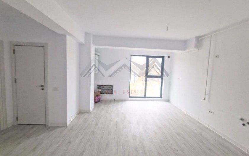 Apartament 3 camere, terasă 31 mp Otopeni central | parcare, comision 0 - Poză 2