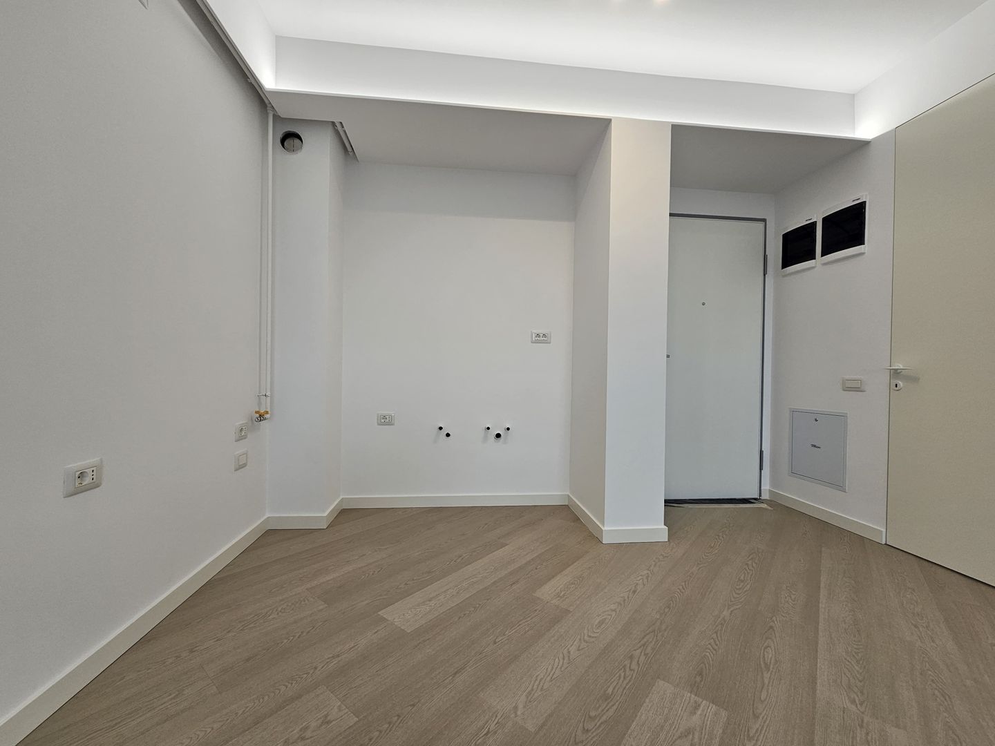 Apartament 2 camere Cortina North - Poză 2
