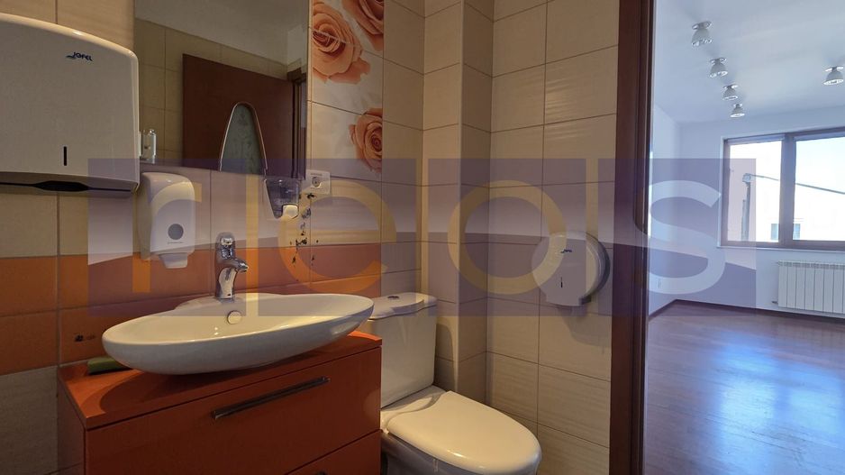 VANZARE IMOBIL | 2 APARTAMENTE DE 4 CAMERE + 1 PENTHOUSE | ZONA DOROBANTI - Poză 12