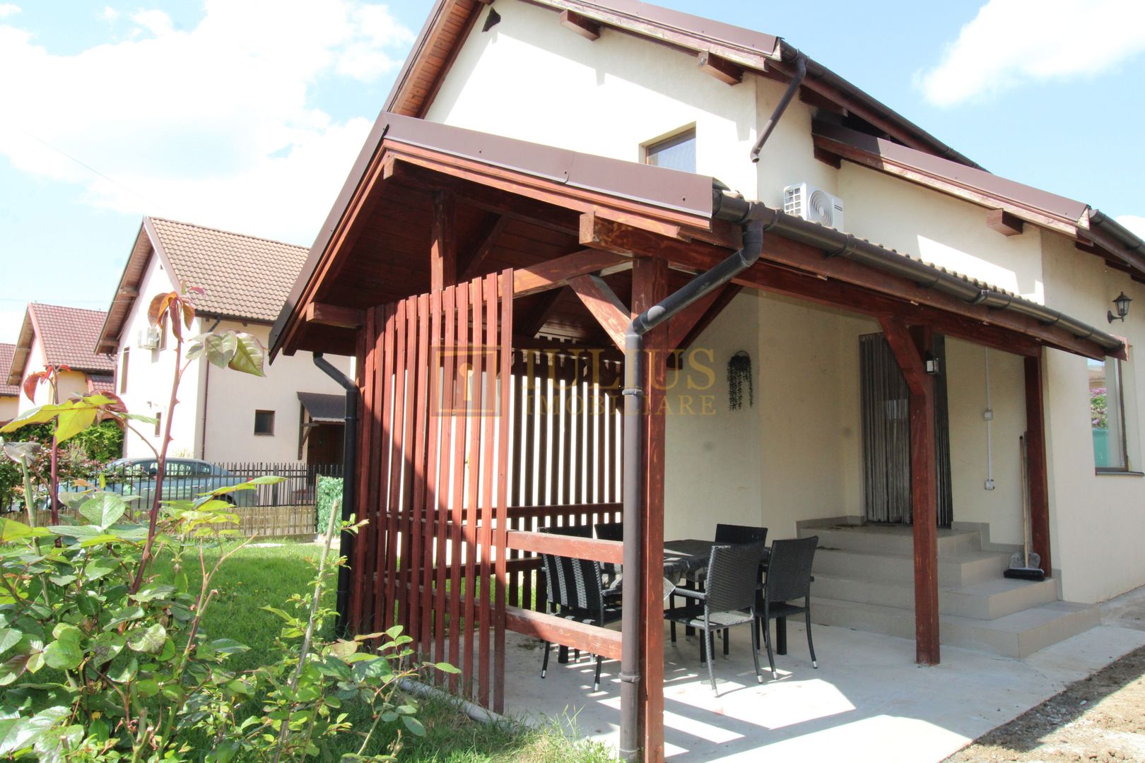 Casa INDIVIDUALA  P+M in Dumbravita, aproape de padure. - Poză 1