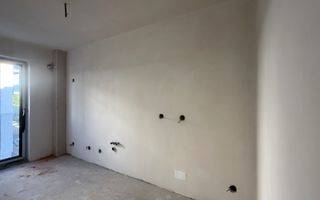 Apartament spatios cu 2 camere semidecomandat zona Iulius Mall - Poză 3