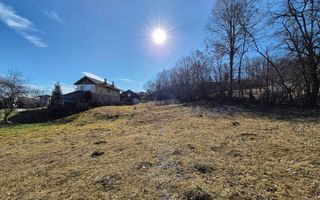 Teren intravilan 3526 mp cu vedere superba catre munte! - Poză 2