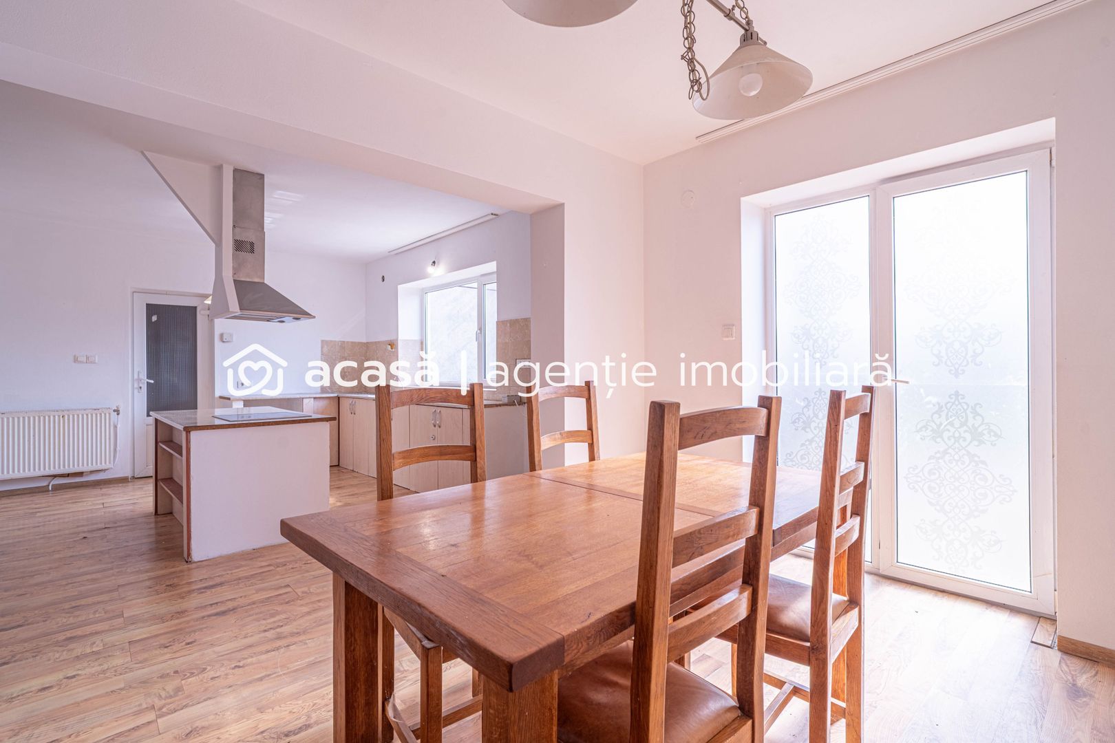 Casă de vânzare – zonă Poltura - Poză 2