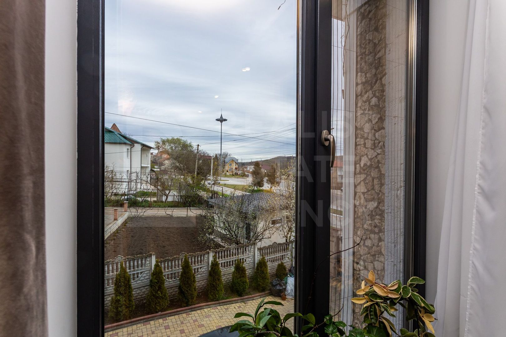 Vânzare, casă, 2 nivele, sat Cojusna, Strășeni - Poză 4