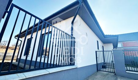 Casă de vânzare cu 4 camere in Oncea, Bihor