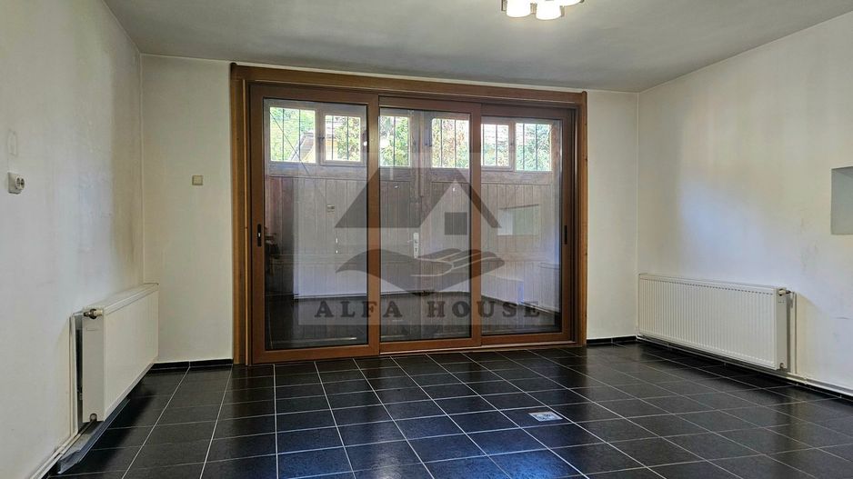 Casa deosebita cu 6 camere in  Centrul Brasovului - 210 mp - Poză 3