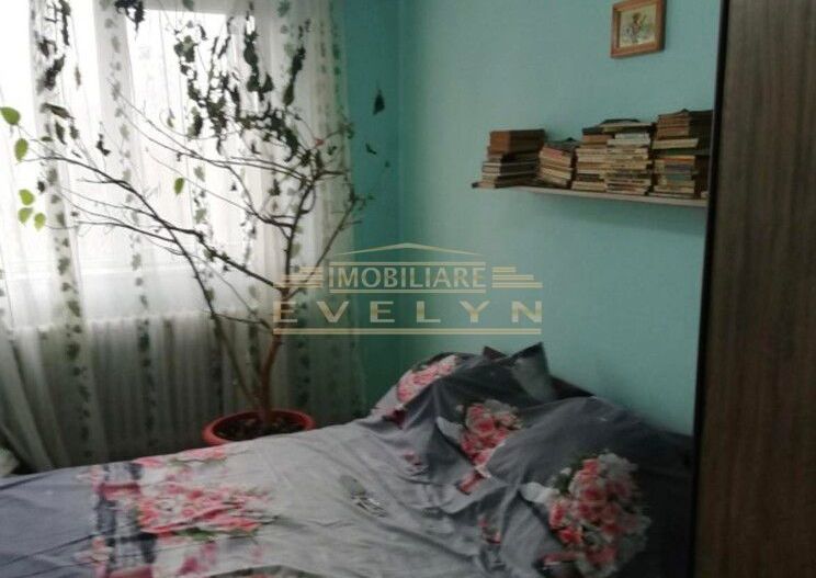 Apartament 4 camere de vanzare , zona Parcul Mihai Eminescu - Poză 2
