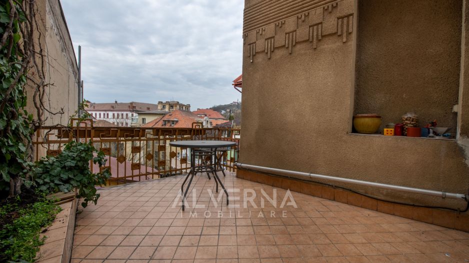 Apartament 3 camere 98mp, terasa 20mp, zona P-ta Muzeului - Poză 1