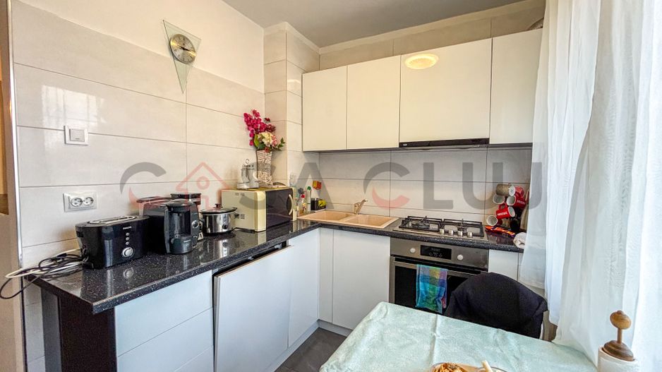 Decomandat - Bloc Izolat Termic - Apartament Spatios - Iris - Poză 2