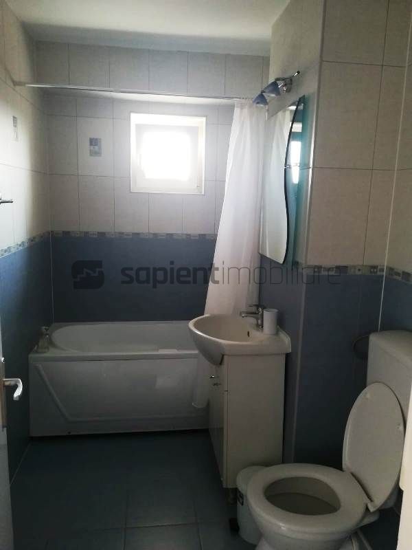 De inchiriat ap.cu 4 camere in Cantemir - Poză 8