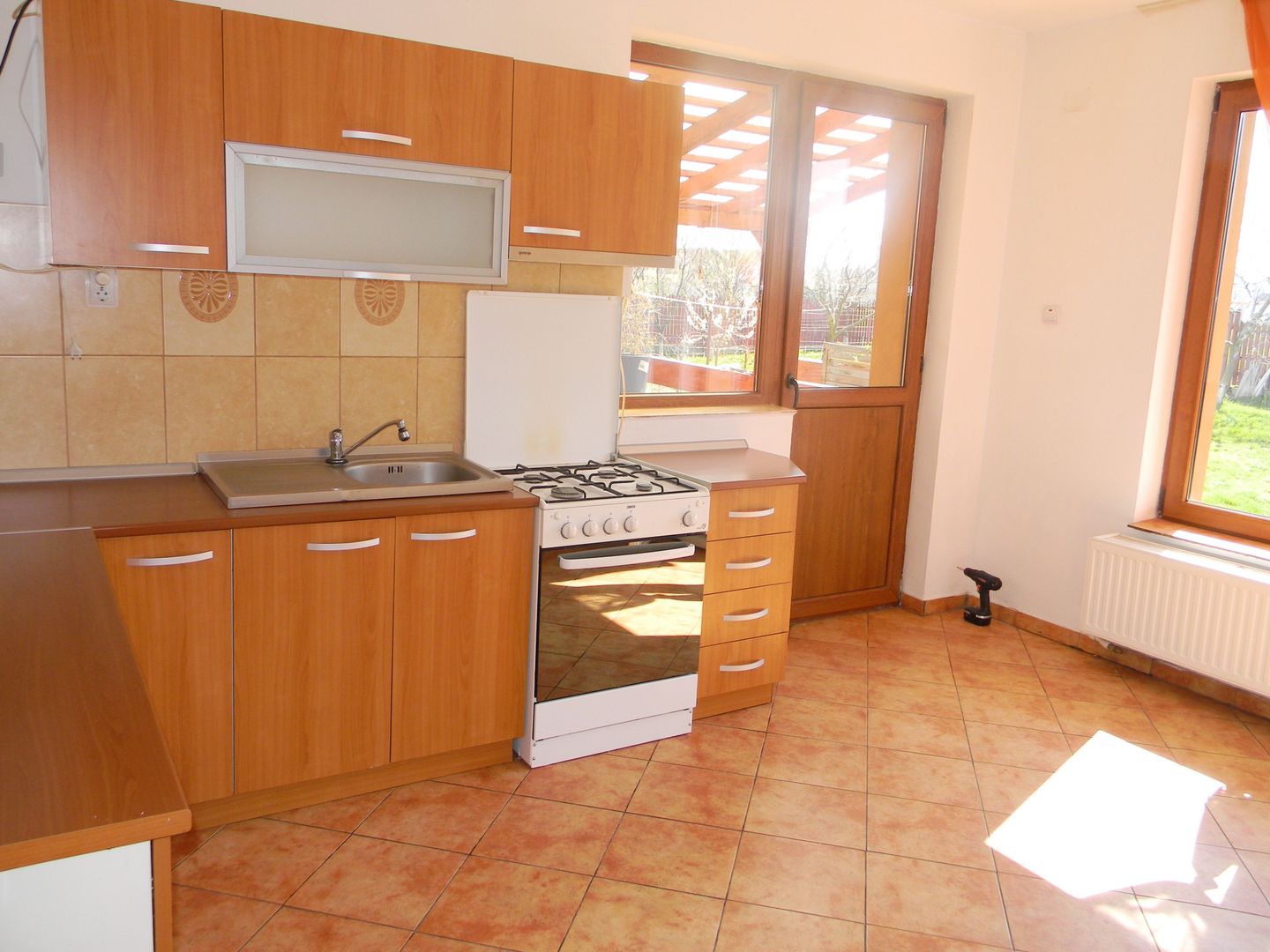 Vila mobilata si teren 1200mpBrasov-Harman - Poză 8