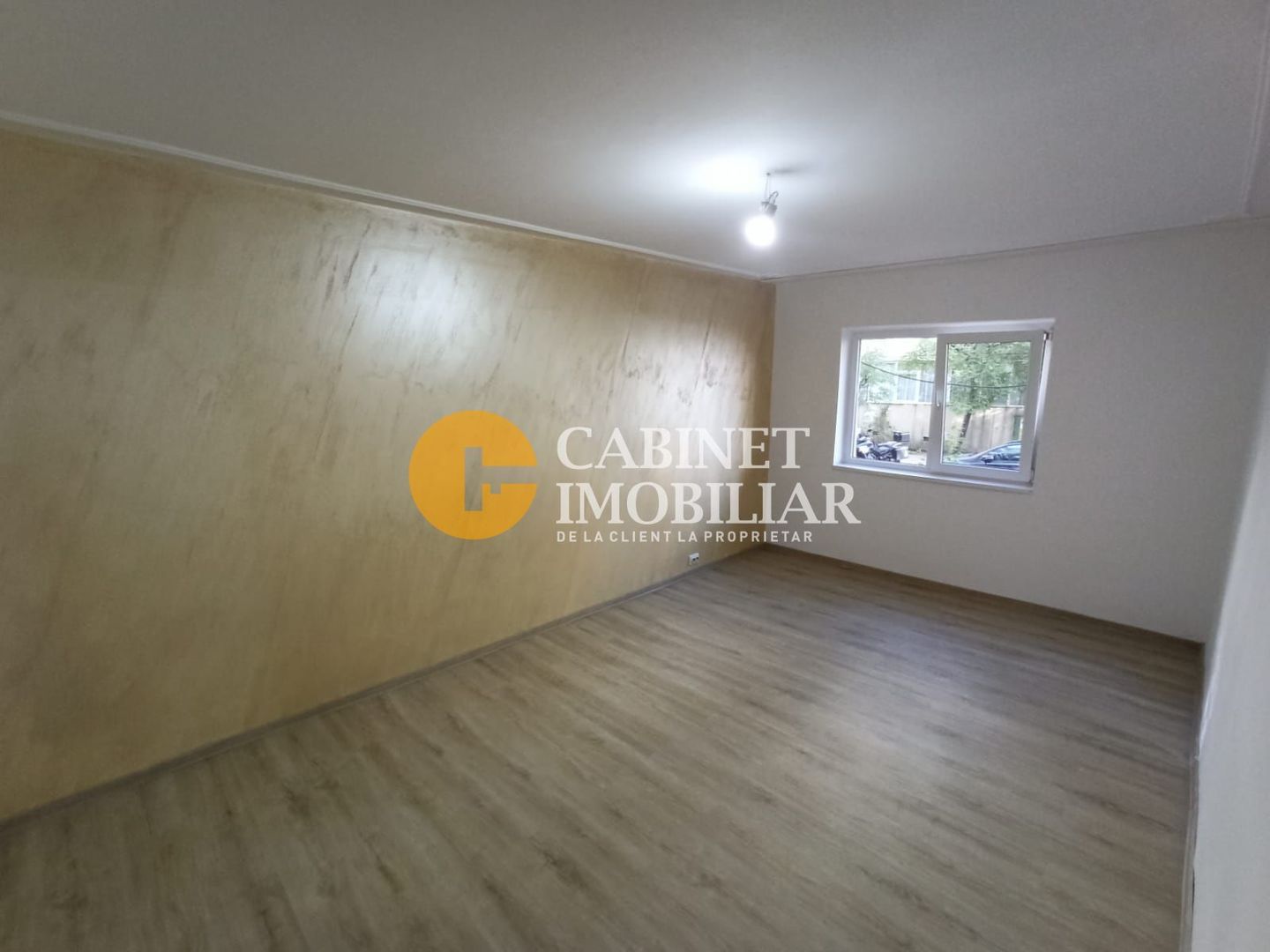 Apartament 2 Camere Decomandat - Dacia - Poză 1